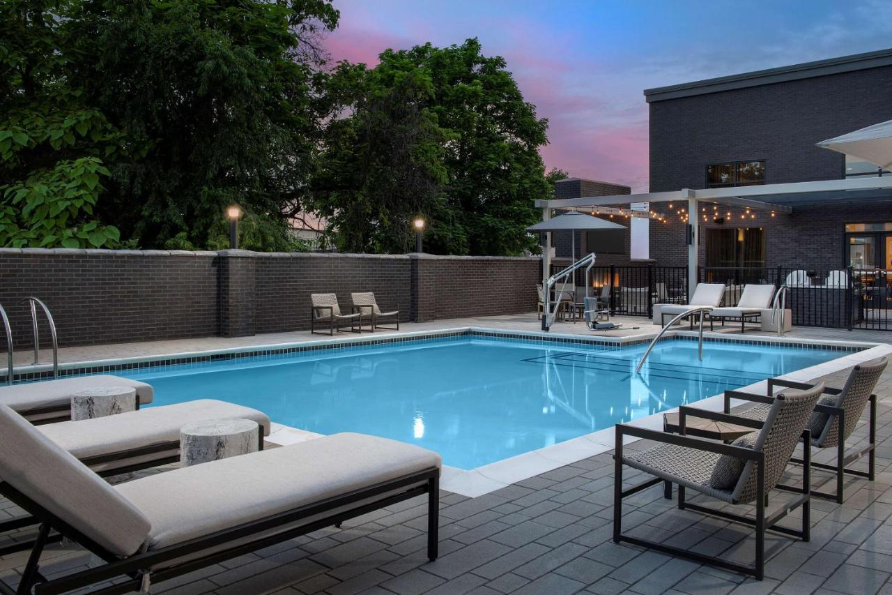 Homewood Suites By Hilton Louisville Airport Exteriör bild