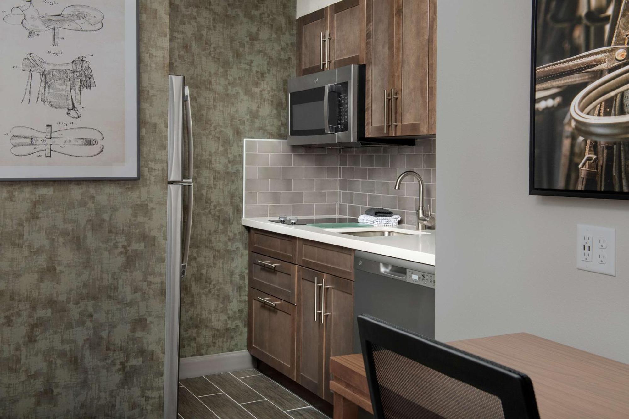Homewood Suites By Hilton Louisville Airport Exteriör bild