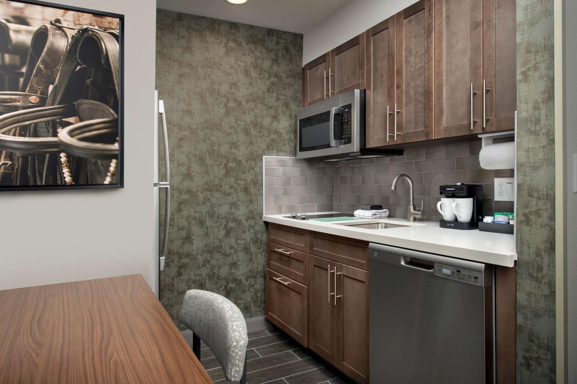 Homewood Suites By Hilton Louisville Airport Exteriör bild