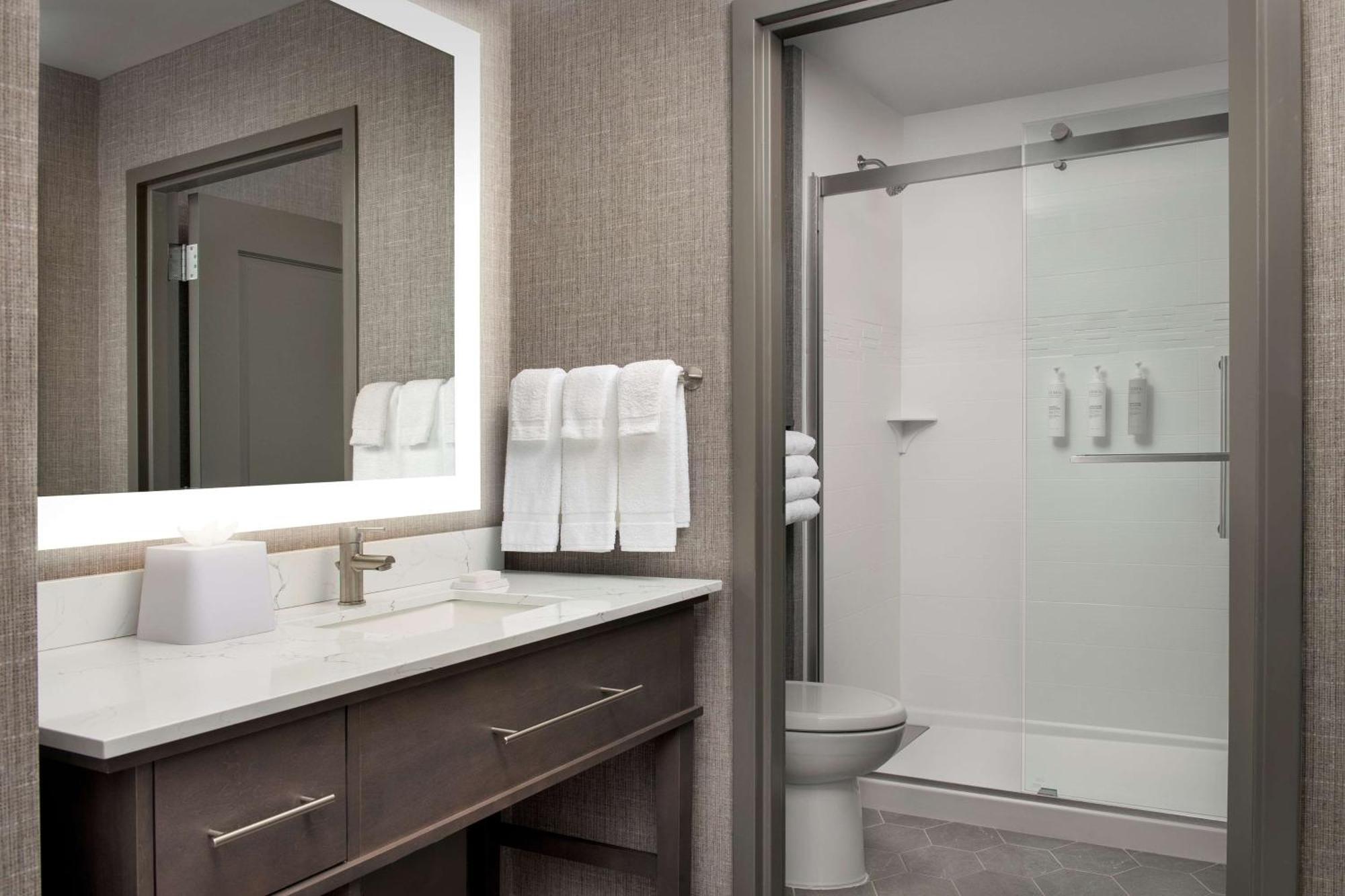 Homewood Suites By Hilton Louisville Airport Exteriör bild