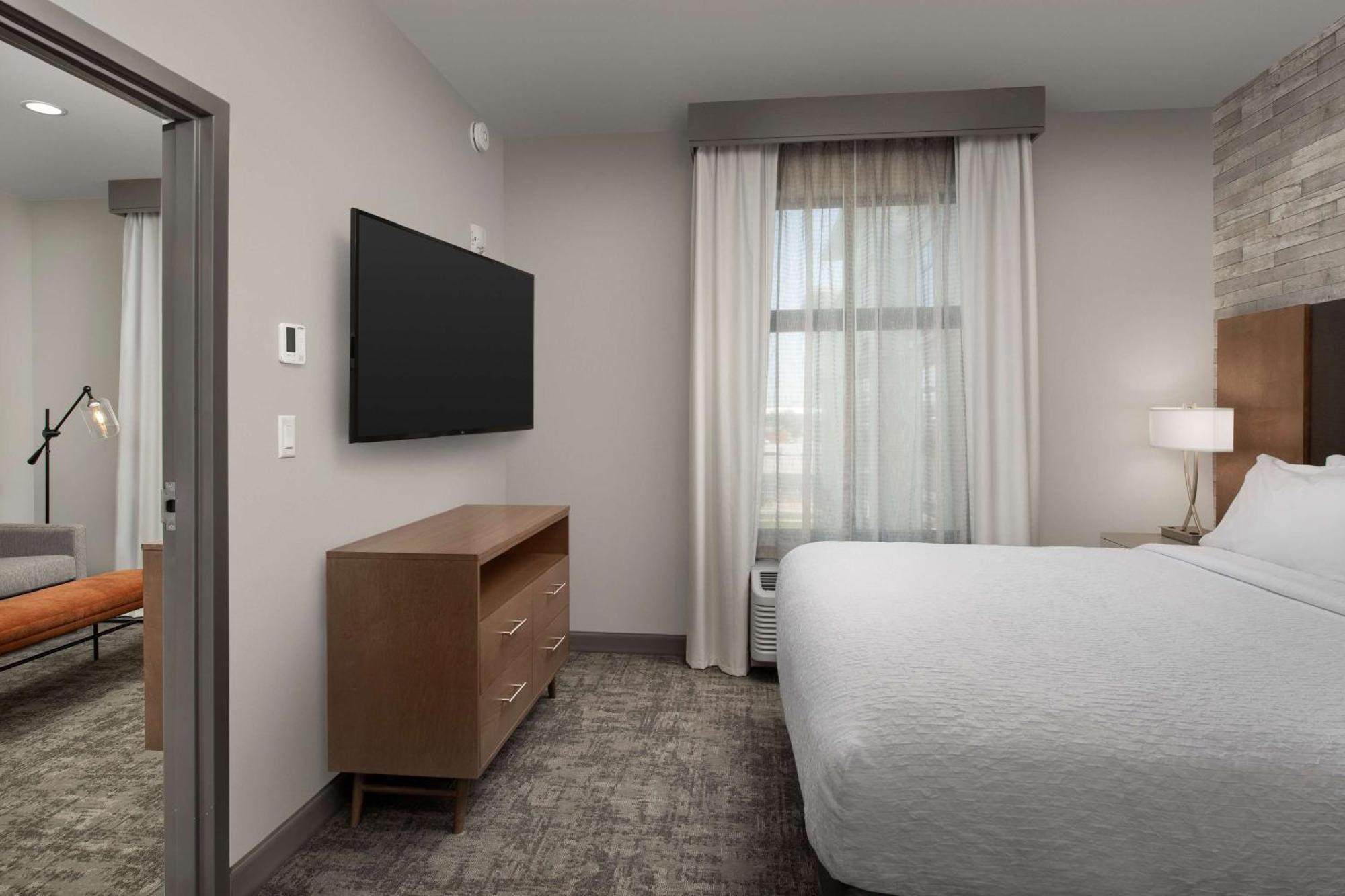 Homewood Suites By Hilton Louisville Airport Exteriör bild